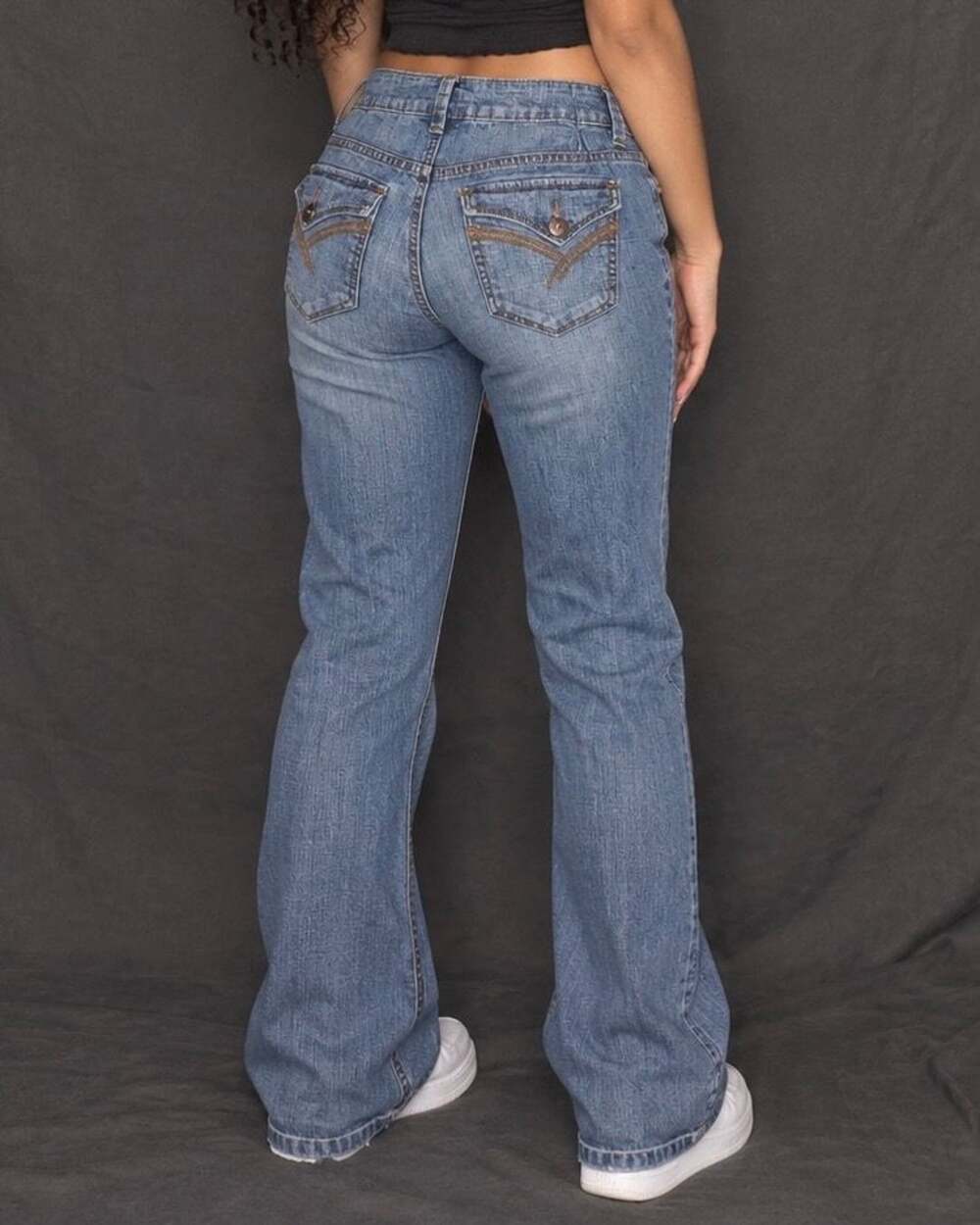 Apt. 9 Maxwell Fit Bootcut Jeans Size 6 Medium Wash